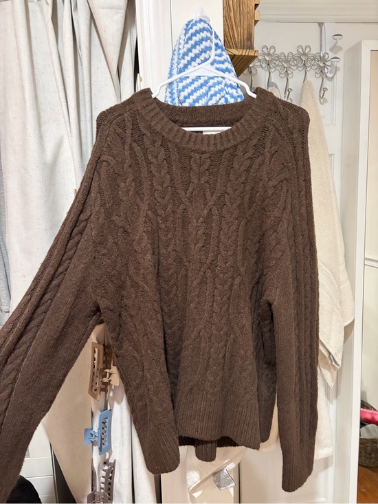 Abercrombie & Fitch Sweaters - Abercrombie & Fitch Brown Cable Knit Crew Sweater